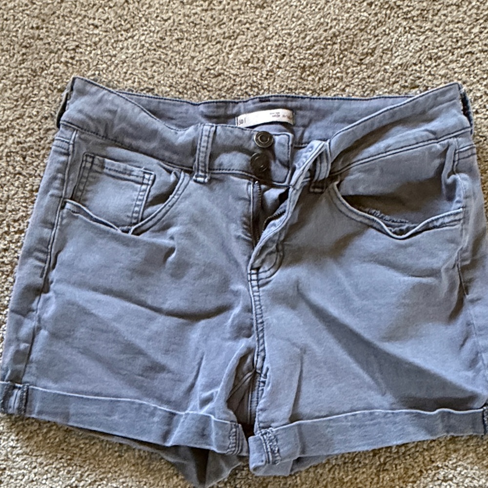 SO Women's Faded Blue Cuffed Denim Shorts